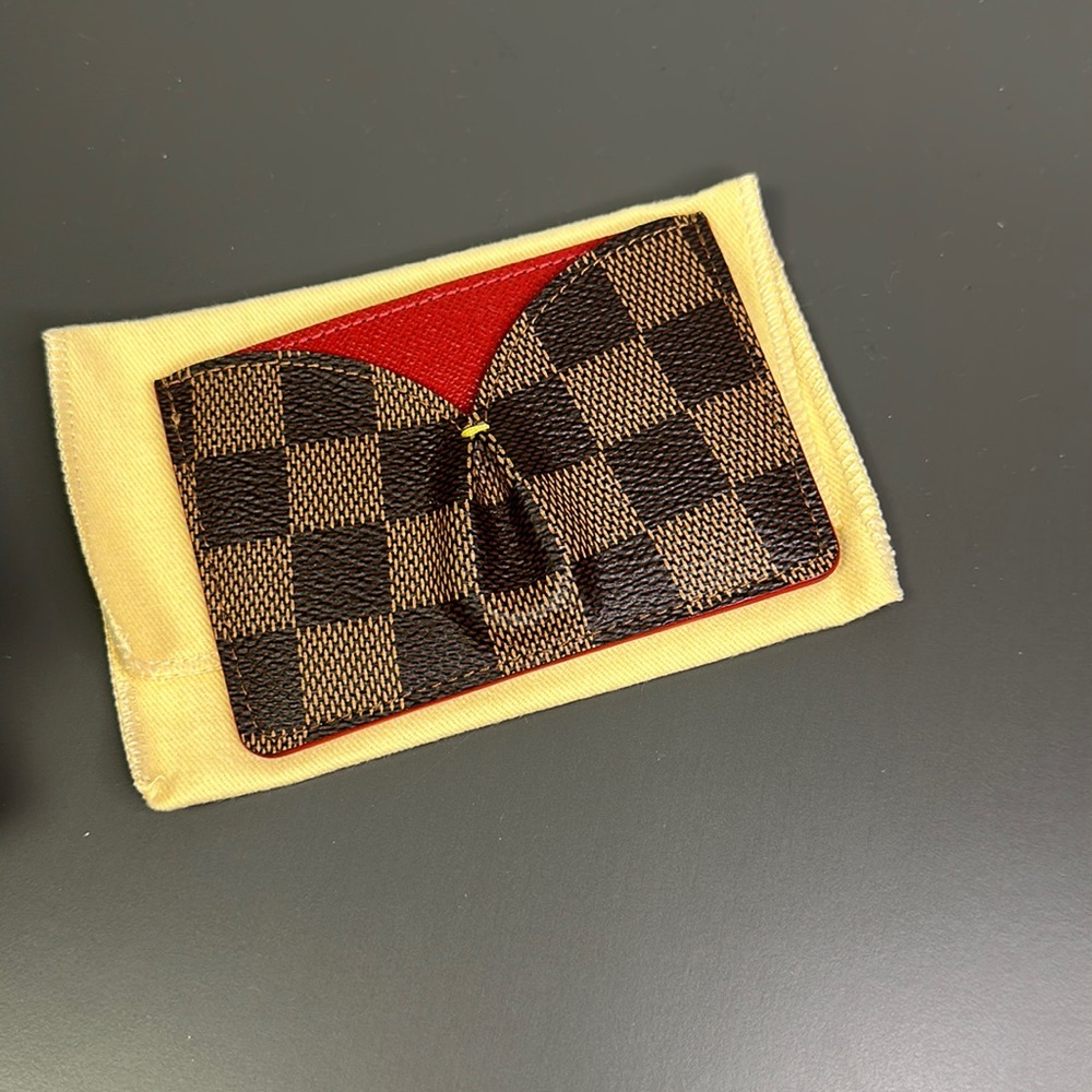 AUTHENTIC: LOUIS VUITTON 2015 Canvas Card Holder LIKE NEW